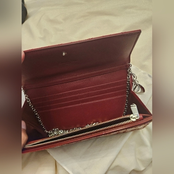 Lady Dior wallet on chain with silver hardware - Picture 5 of 13